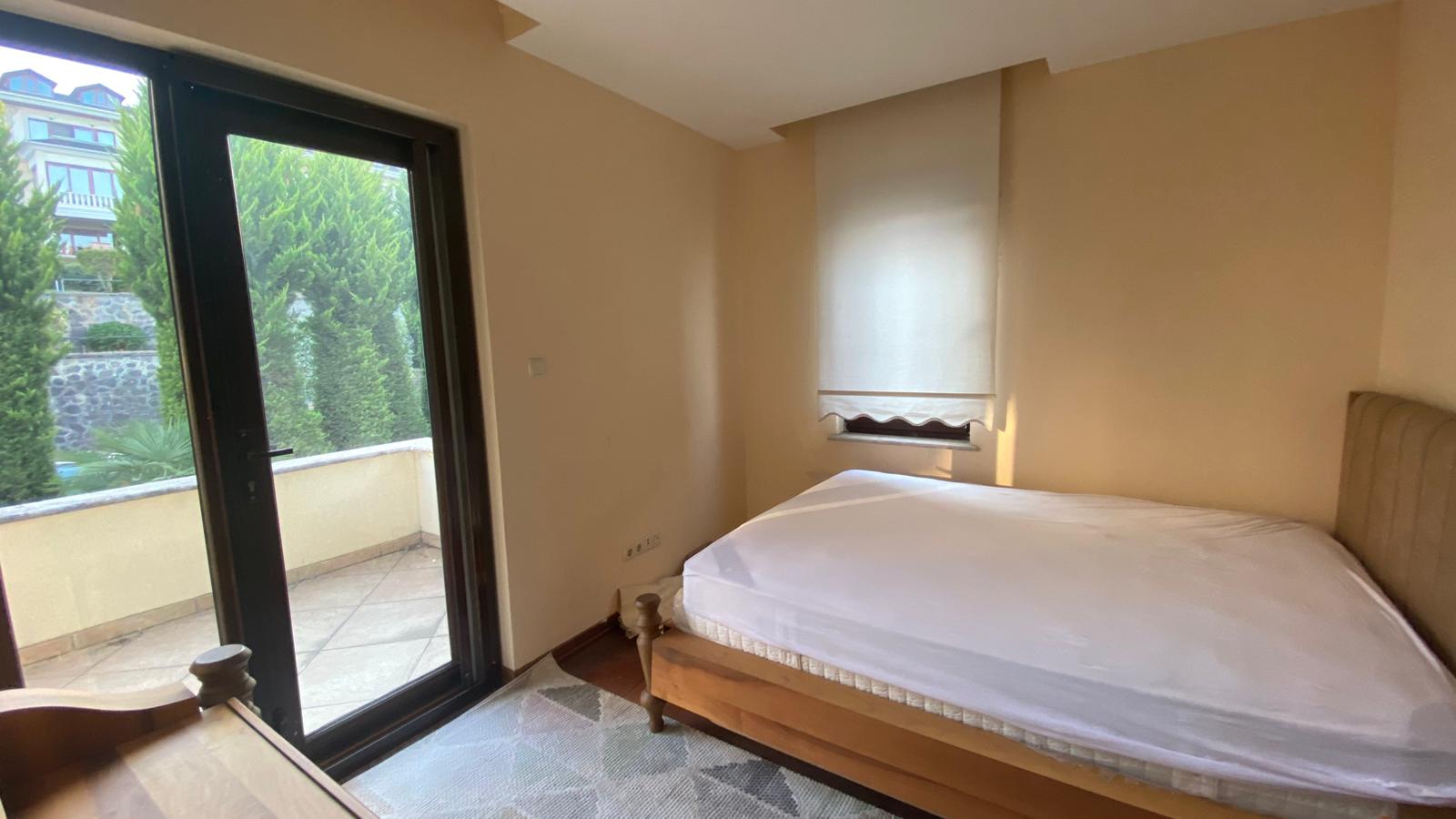 YALINCAK PARK EVLER 2'DE SATILIK TRİPLEKS VİLLA